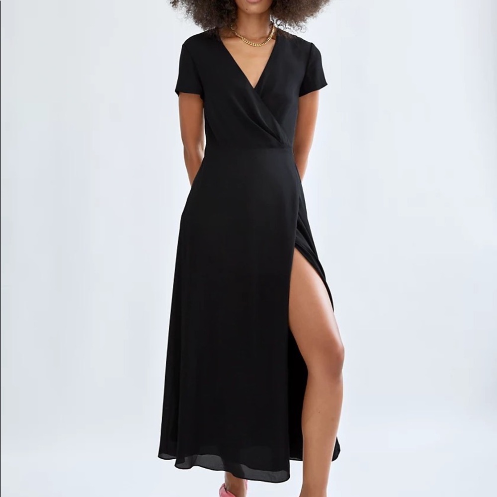 ARITZIA Babaton Wrap Dress